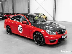 Biały Używany 2011 Mercedes C63 AMG AMG Coupe | 272 250 zł