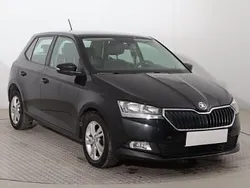 Czarny Używany 2019 Skoda Fabia Hatchback | 36 499 zł (Uczciwa cena)