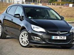 Czarny (metalik, perła) Używany 2015 Opel Astra Hatchback | 32 900 zł (Dobra cena)