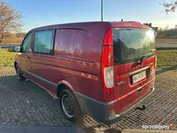 Czerwony Używany 2011 Mercedes Vito Minivan | 35 000 zł (Uczciwa cena)