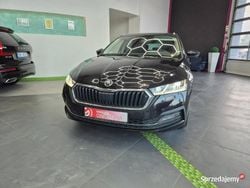 Czarny Używany 2021 Skoda Octavia Style Kombi | 58 302 zł (Uczciwa cena)