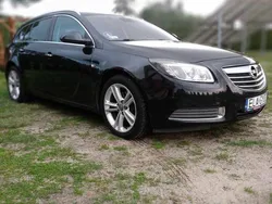 Czarny Używany 2010 Opel Insignia | 17 900 zł (Dość drogi)