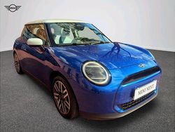 Blazing blue metalizowany Używany 2023 Mini Cooper Hatchback | 119 900 zł