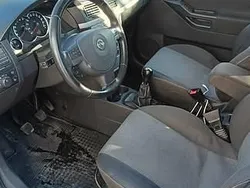 Czarny Używany 2006 Opel Meriva Minivan | 6500 zł (Uczciwa cena)