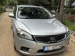 Srebrny Używany 2011 Kia Ceed Hatchback | 12 500 zł