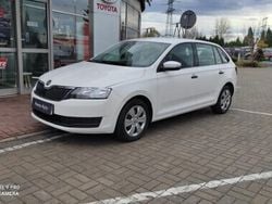 Biały Używany 2017 Skoda Rapid Active Hatchback | 36 900 zł (Uczciwa cena)