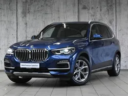 Niebieski phytonic metalizowany Używany 2020 BMW X5 xLine SUV | 249 800 zł (Dobra cena)