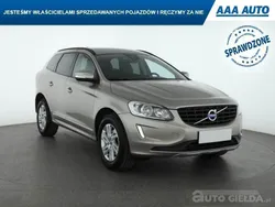 Srebrny Używany 2016 Volvo XC60 SUV | 80 999 zł (Dobra cena)