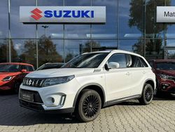 Biały (metalik) Używany 2021 Suzuki Vitara SUV | 72 900 zł (Uczciwa cena)