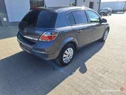 Szary Używany 2009 Opel Astra Hatchback | 12 900 zł (Drogi)