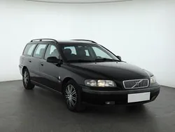 Czarny Używany 2002 Volvo V70 Kombi | 6999 zł