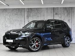 Czarny szafir metalizowany Używany 2023 BMW X5 Comfort Edition SUV | 357 900 zł