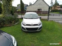 Srebrny Używany 2013 Kia Rio 2 Hatchback | 12 500 zł (Dobra cena)