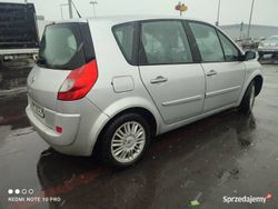Używany 2008 Renault Scénic II Minivan | 10 900 zł (Drogi)