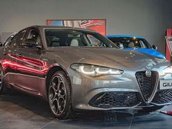 Lakier metalizowany szary vesuvio grey Nowe 2025 Alfa Romeo Giulia Veloce Sedan/Limuzyna | 224 940 zł (Uczciwa cena)