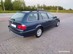 Niebieski Używany 2000 BMW 525 Kombi | 8700 zł