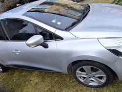 Srebrny Używany 2015 Renault Clio IV Hatchback | 22 500 zł (Uczciwa cena)