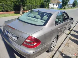 Używany 2004 Mercedes E220 | 19 900 zł