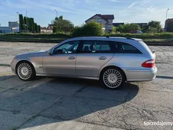Srebrny Używany 2004 Mercedes E500 Avantgarde Kombi | 36 000 zł