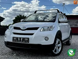 Biały Używany 2009 Toyota Urban Cruiser SUV | 23 900 zł