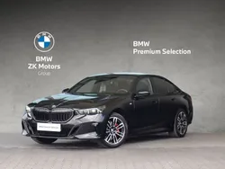 Czarny szafir metalizowany Używany 2024 BMW 520 Comfort Edition Sedan/Limuzyna | 269 900 zł (Uczciwa cena)