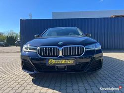 Niebieski Używany 2023 BMW 520 Kombi | 214 000 zł