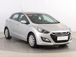 Srebrny Używany 2015 Hyundai i30 Hatchback | 39 999 zł (Uczciwa cena)