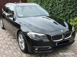 Czarny Używany 2012 BMW 525 Comfort Edition Kombi | 41 900 zł (Uczciwa cena)