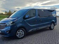 Niebieski Używany 2017 Opel Vivaro Van | 66 900 zł (Uczciwa cena)