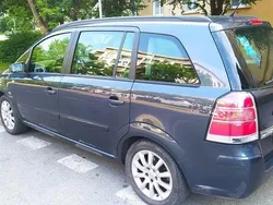 Inny kolor Używany 2006 Opel Zafira Minivan | 13 500 zł (Drogi)