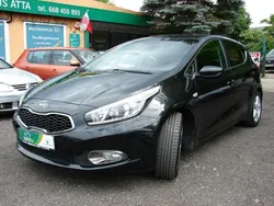 Czarny Używany 2015 Kia Ceed 2 Hatchback | 36 900 zł