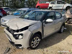 Beżowy Używany 2023 Citroën C3 PureTech Hatchback | 13 800 zł