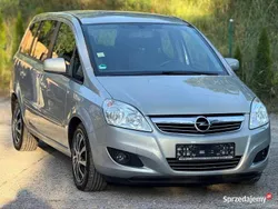 Szary Używany 2009 Opel Zafira Minivan | 13 500 zł (Uczciwa cena)