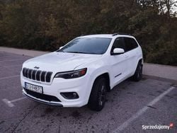 Biały Używany 2019 Jeep Cherokee Altitude SUV | 89 000 zł (Uczciwa cena)