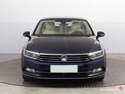 Niebieski Używany 2017 VW Passat Sedan/Limuzyna | 54 999 zł (Uczciwa cena)