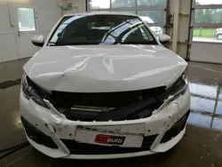 Biały Używany 2018 Peugeot 308 Hatchback | 12 800 zł