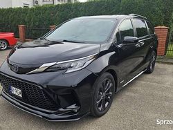 Używany 2021 Toyota Sienna Minivan | 179 990 zł
