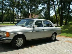 Używany 1983 Mercedes E280 | 80 000 zł