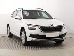 Biały Używany 2022 Skoda Kamiq SUV | 73 999 zł (Uczciwa cena)
