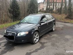 Granatowy Używany 2005 Audi A4 Kombi | 9900 zł