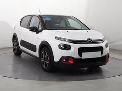 Biały Używany 2018 Citroën C3 PureTech Hatchback | 34 999 zł (Uczciwa cena)