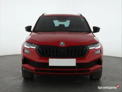 Czerwony Używany 2023 Skoda Karoq SUV | 129 999 zł (Uczciwa cena)