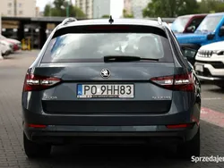 Grafitowy Używany 2018 Skoda Superb Sedan/Limuzyna | 69 900 zł (Dobra cena)