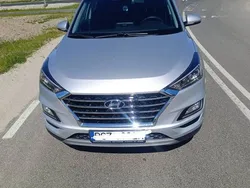 Srebrny Używany 2019 Hyundai Tucson SUV | 77 000 zł (Uczciwa cena)