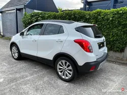 Biały Używany 2016 Opel Mokka SUV | 41 900 zł (Dobra cena)
