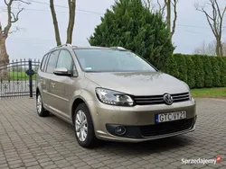 Używany 2013 VW Touran Highline Minivan | 30 600 zł (Uczciwa cena)