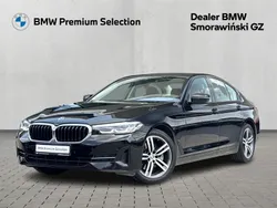 Czarny Używany 2021 BMW 520 Shadowline Sedan/Limuzyna | 159 700 zł (Dość drogi)