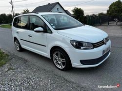 Biały Używany 2010 VW Touran Minivan | 26 900 zł (Uczciwa cena)