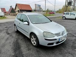 Srebrny Używany 2004 VW Golf IV Hatchback | 3700 zł