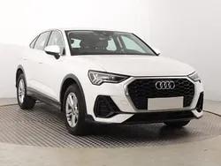 Biały Używany 2021 Audi Q3 Sportback SUV | 119 999 zł (Uczciwa cena)